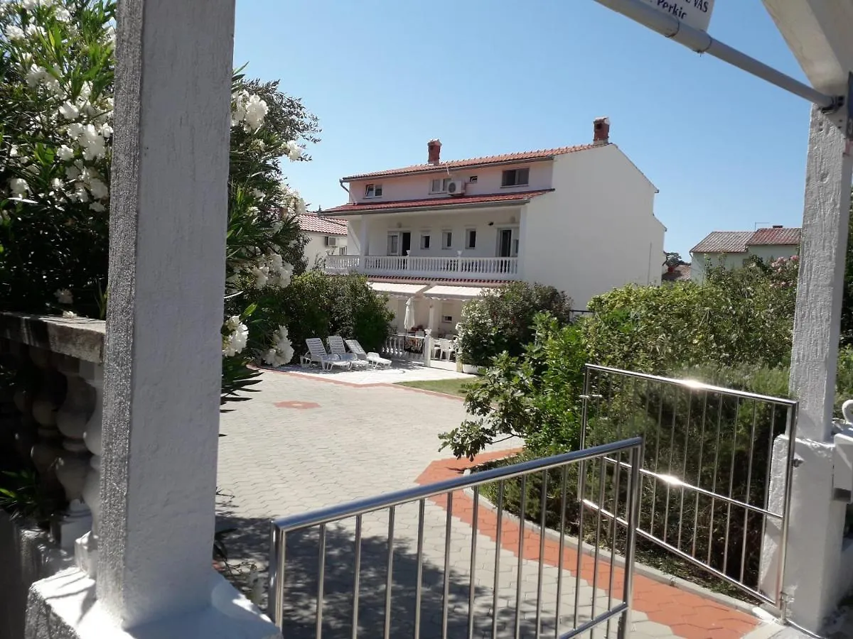 Rab Oasis Retreat - 3 Bedroom Apartment contacts