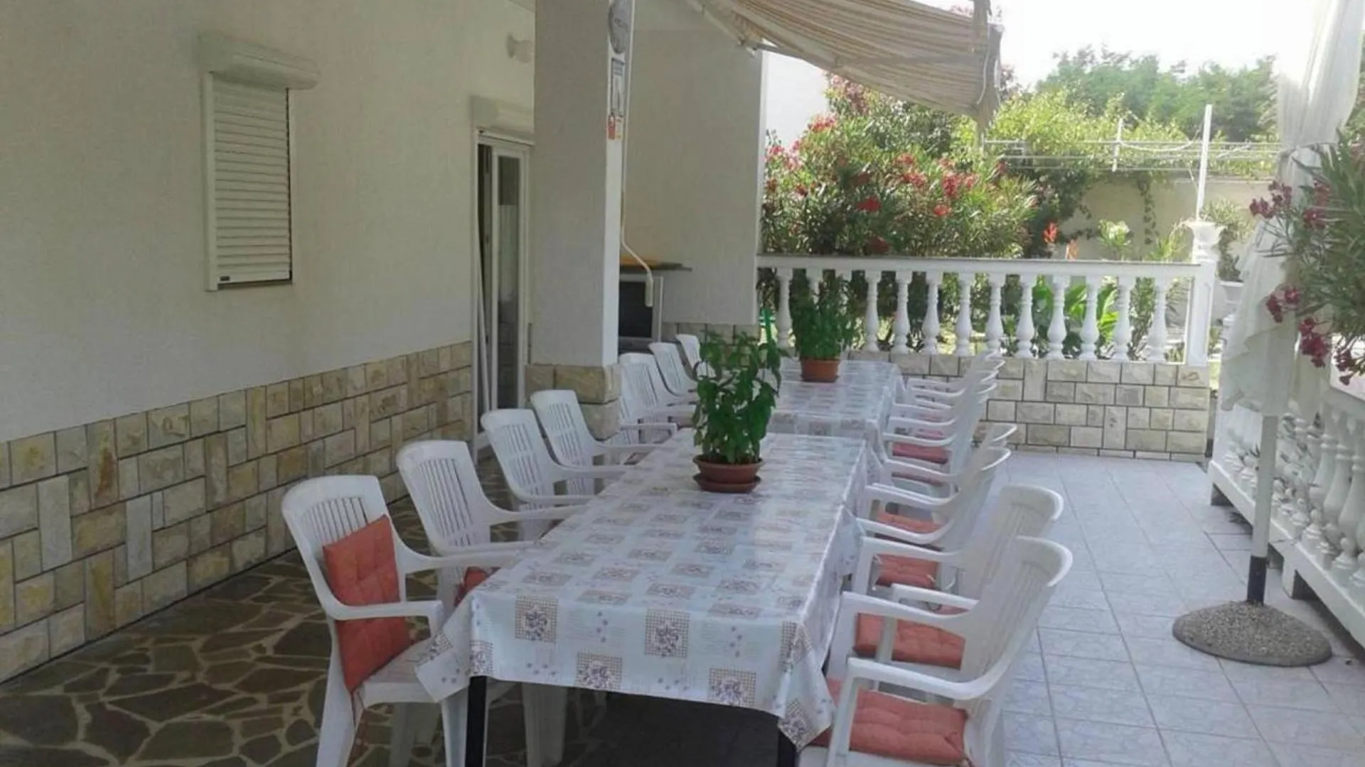 Rab Oasis Retreat - 3 Bedroom Apartment Palit