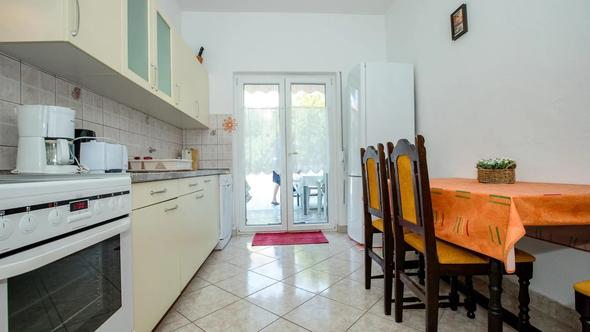 Rab Oasis Retreat - 3 Bedroom Apartment Palit